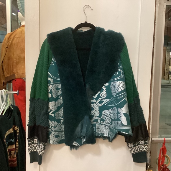 SHEARLING SHEEPSKIN green printed jacket - Picture 1 of 8